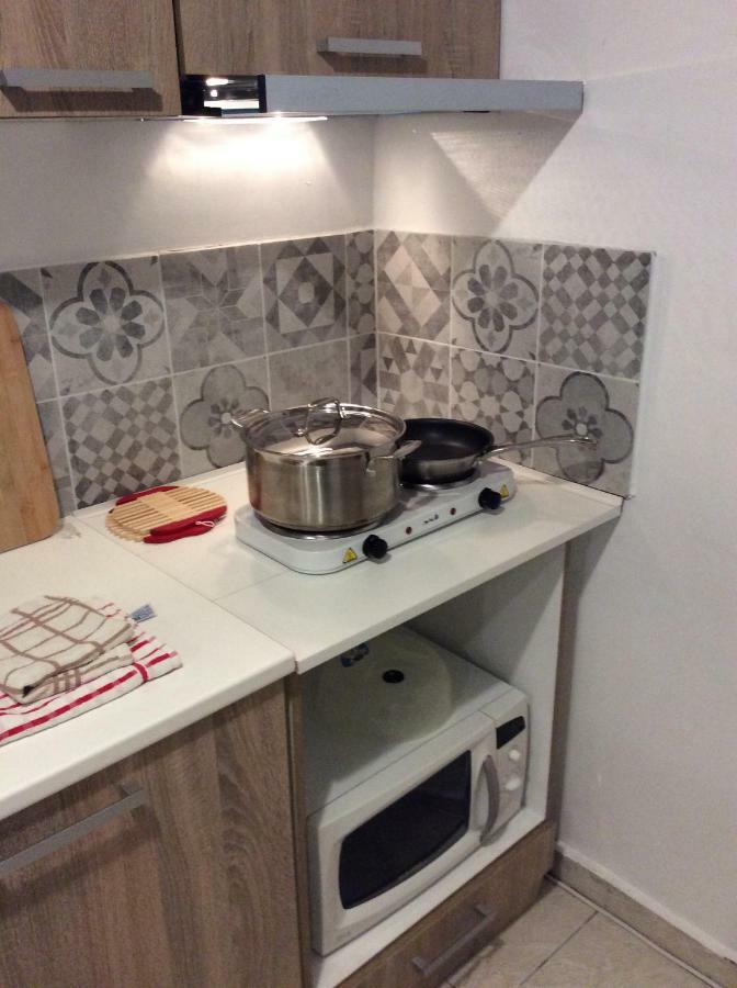 Renovated Apartment Αθήνα Εξωτερικό φωτογραφία